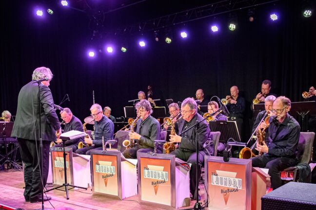 The Laundry BigBand ft. Martijn Luttmer & Raya Sienna in De Vorstin, Hilversum