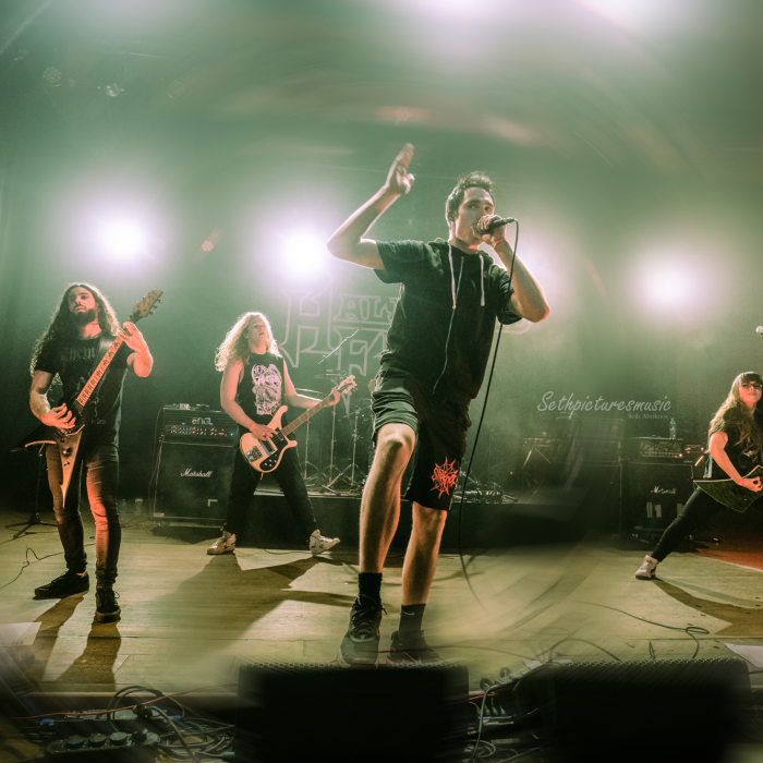 Live foto van metalband Hallowed Fire