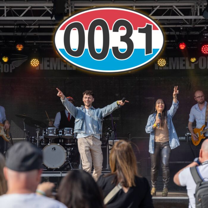 Coverband 0031 live op het podium