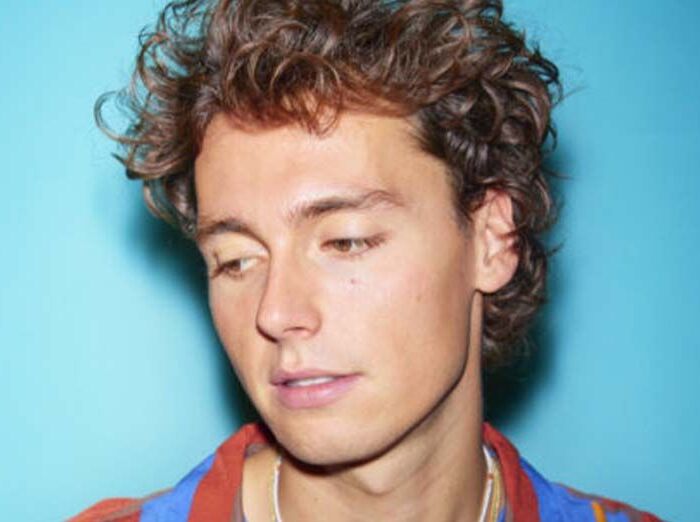 Adriaan Persons promofoto